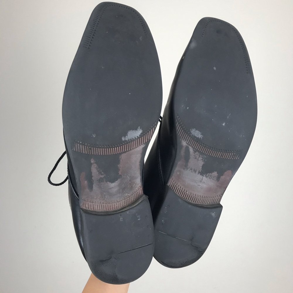 Black Van Heusen men’s dress shoes - Picture 7 of 8